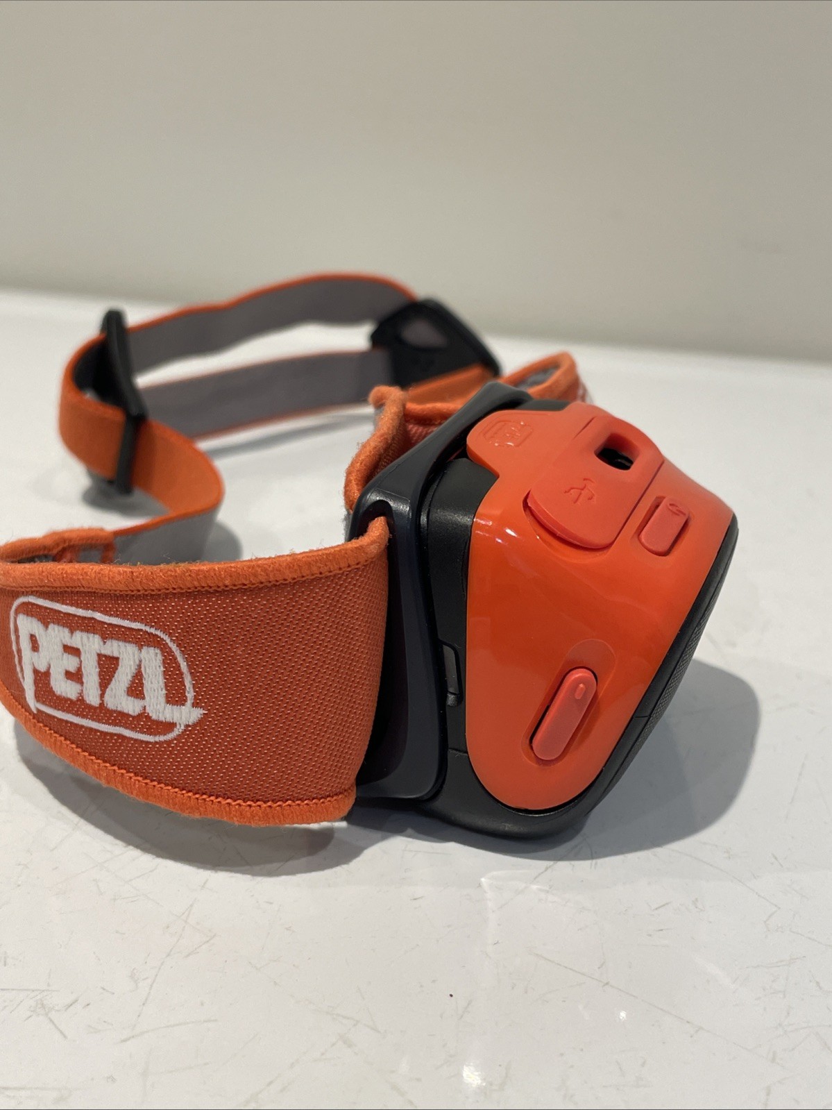 Petzl Tikka R+ Headlamp With Sensors Rechargeable - photo 2