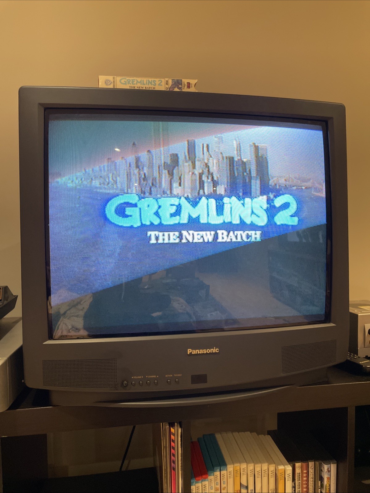 Gremlins 2: The New Batch VHS 1990 Ex Rental - photo 3