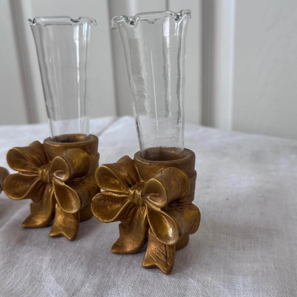 Three cute gold bow bud vases - photo 4