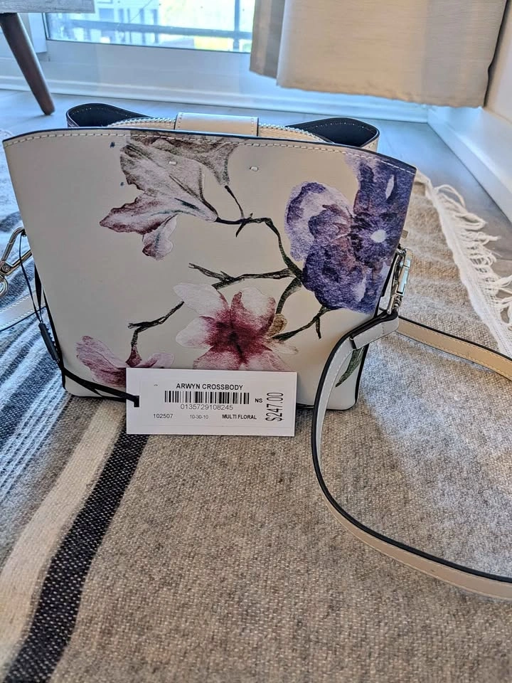 ARWYN CROSSBODY by Danier
