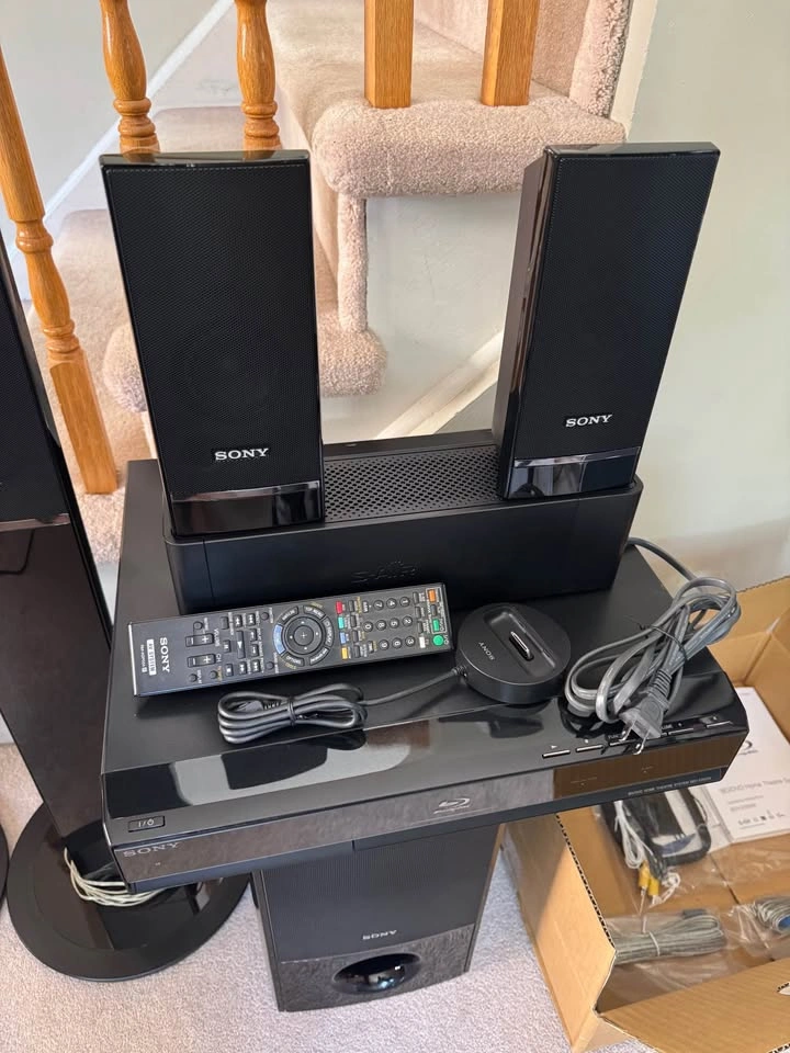 SONY BD/DVD HOME THEATRE SYSTEM BDV-E500W - photo 3