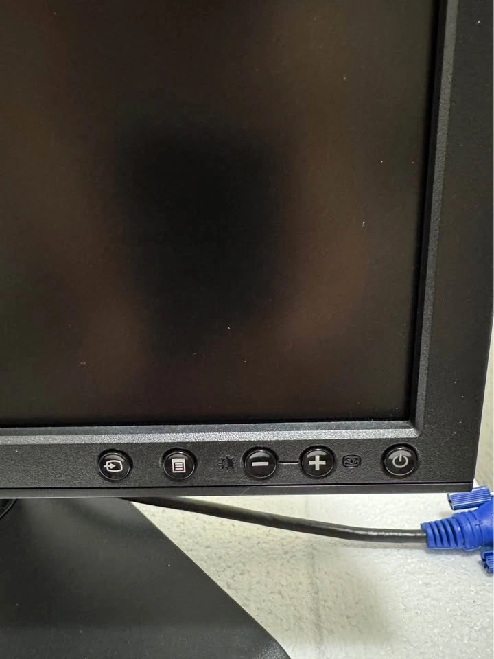 Dell Professional 19” Monitor P190S - photo 2
