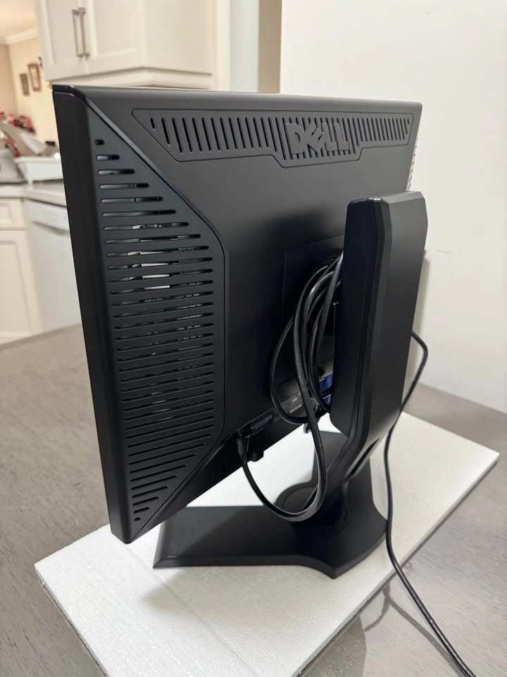 Dell Professional 19” Monitor P190S - photo 4