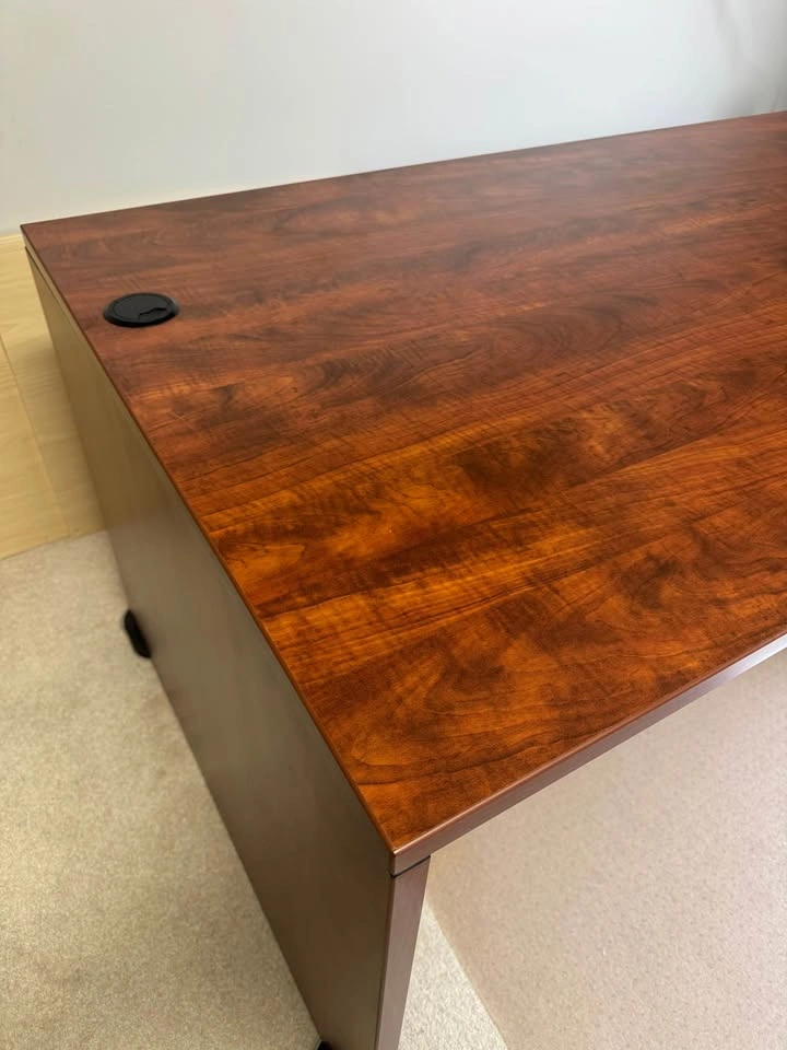 Lorell Professional Quality Executive Desk - photo 4