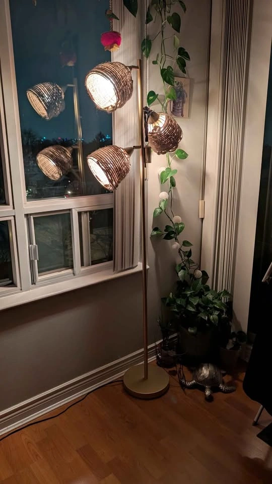 Golden Tall Room Floor Lamp Yellow Lights Classic - photo 2