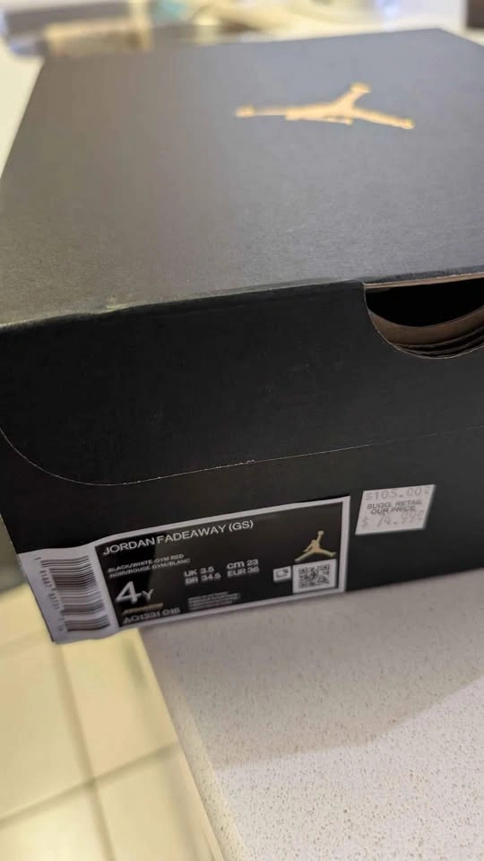 Nike Boys Jordan's 4Y Black Shoes - photo 5