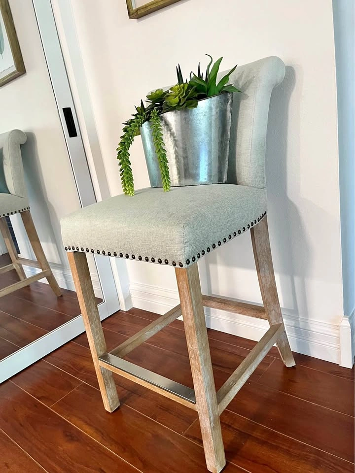 Bar Stool