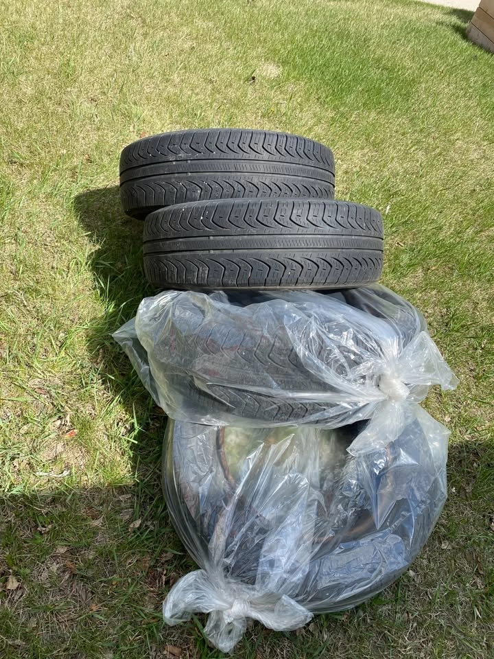 Pirelli P4 All Seasons Plus Tires - Set of 4 - photo 4