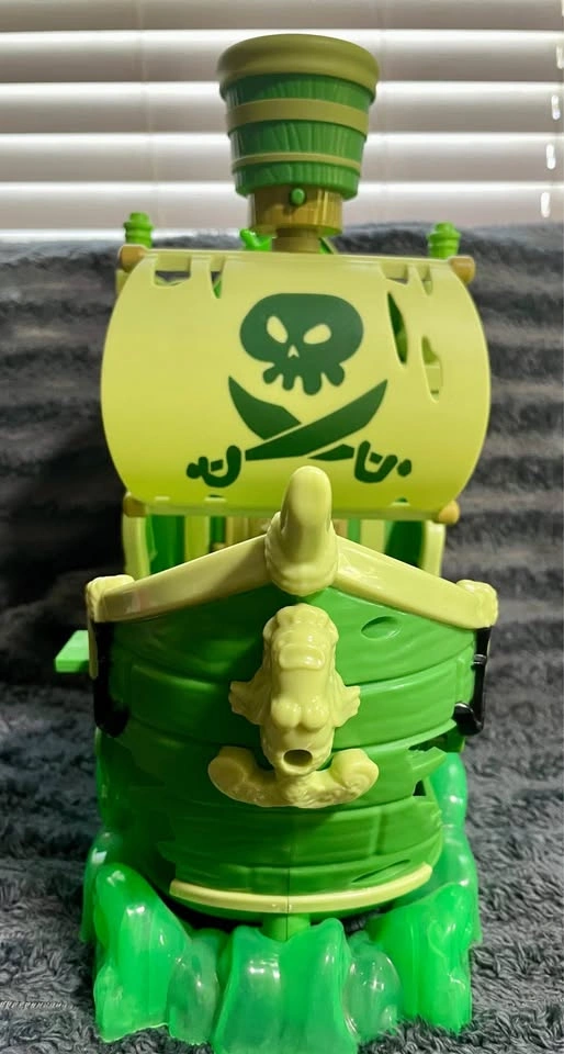 Fisher-Price Imaginext SpongeBob "Flying Dutchman" Pirate Ship P - photo 3