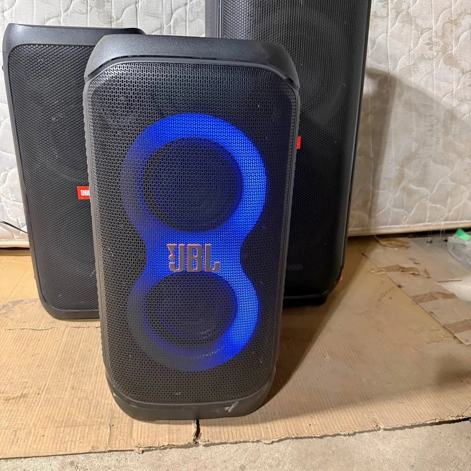 JBL PartyBox 320 Speaker