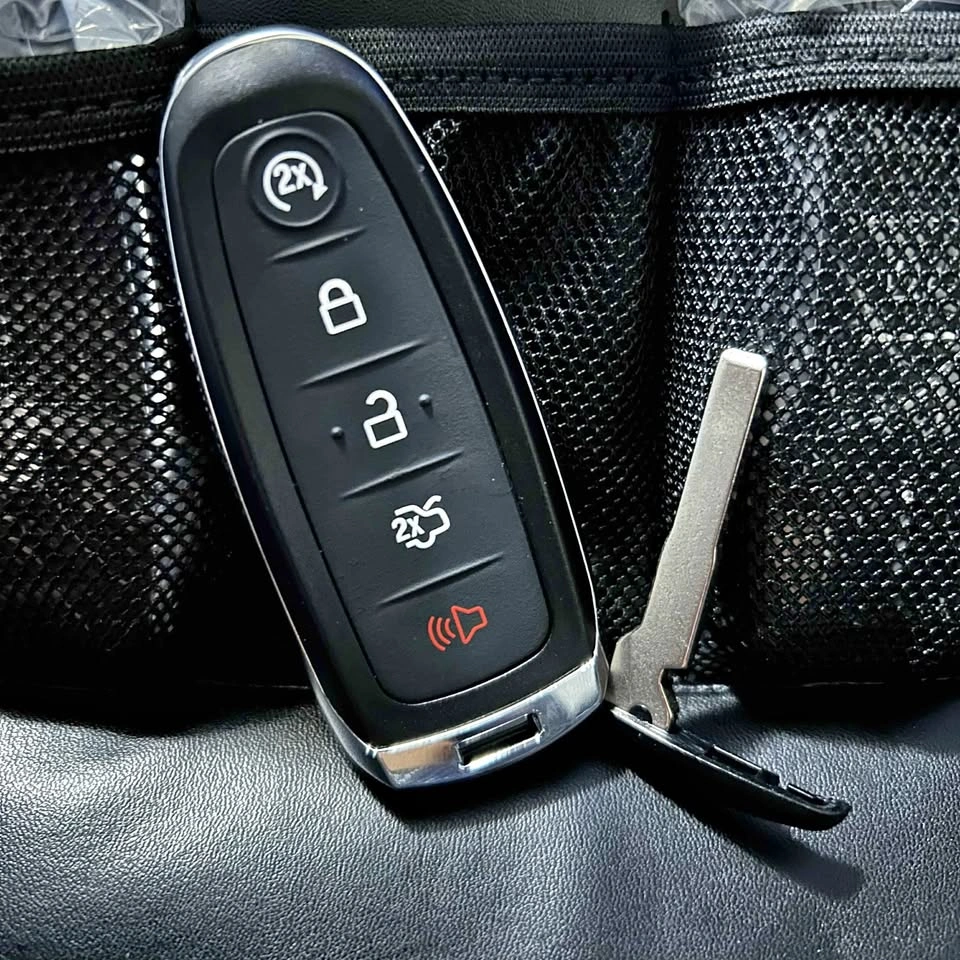 Ford Escape Focus C-Max Smart Key Remote Push Start