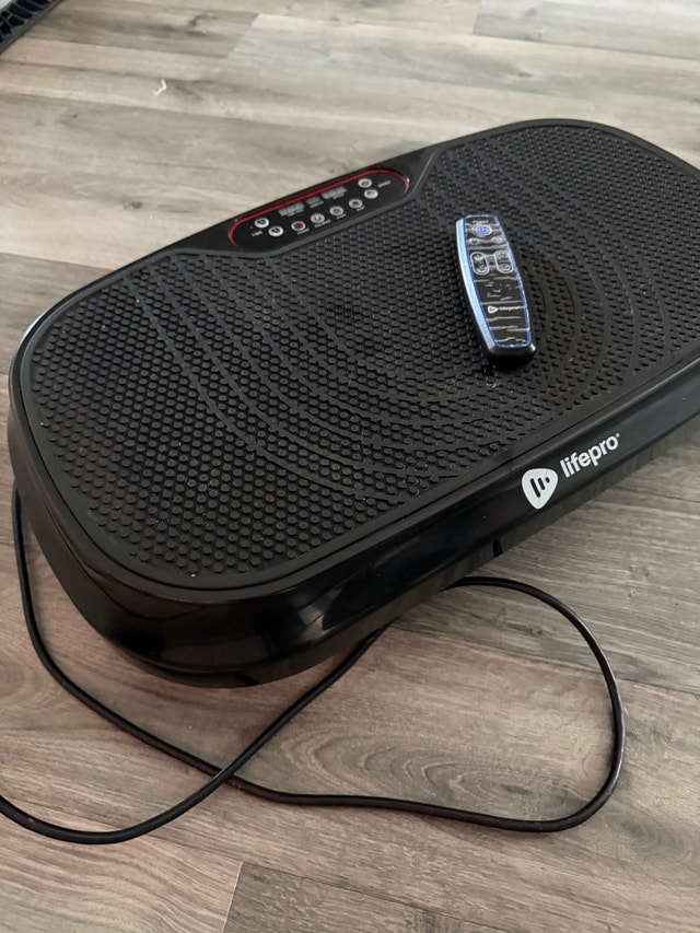 Lifepro Waver Vibration Plate w/ Remote