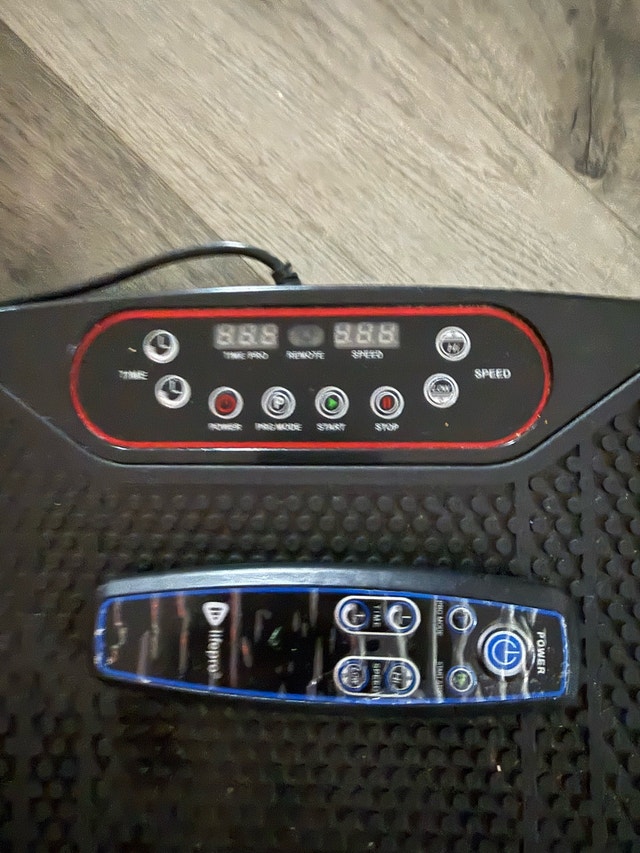 Lifepro Waver Vibration Plate w/ Remote - photo 2