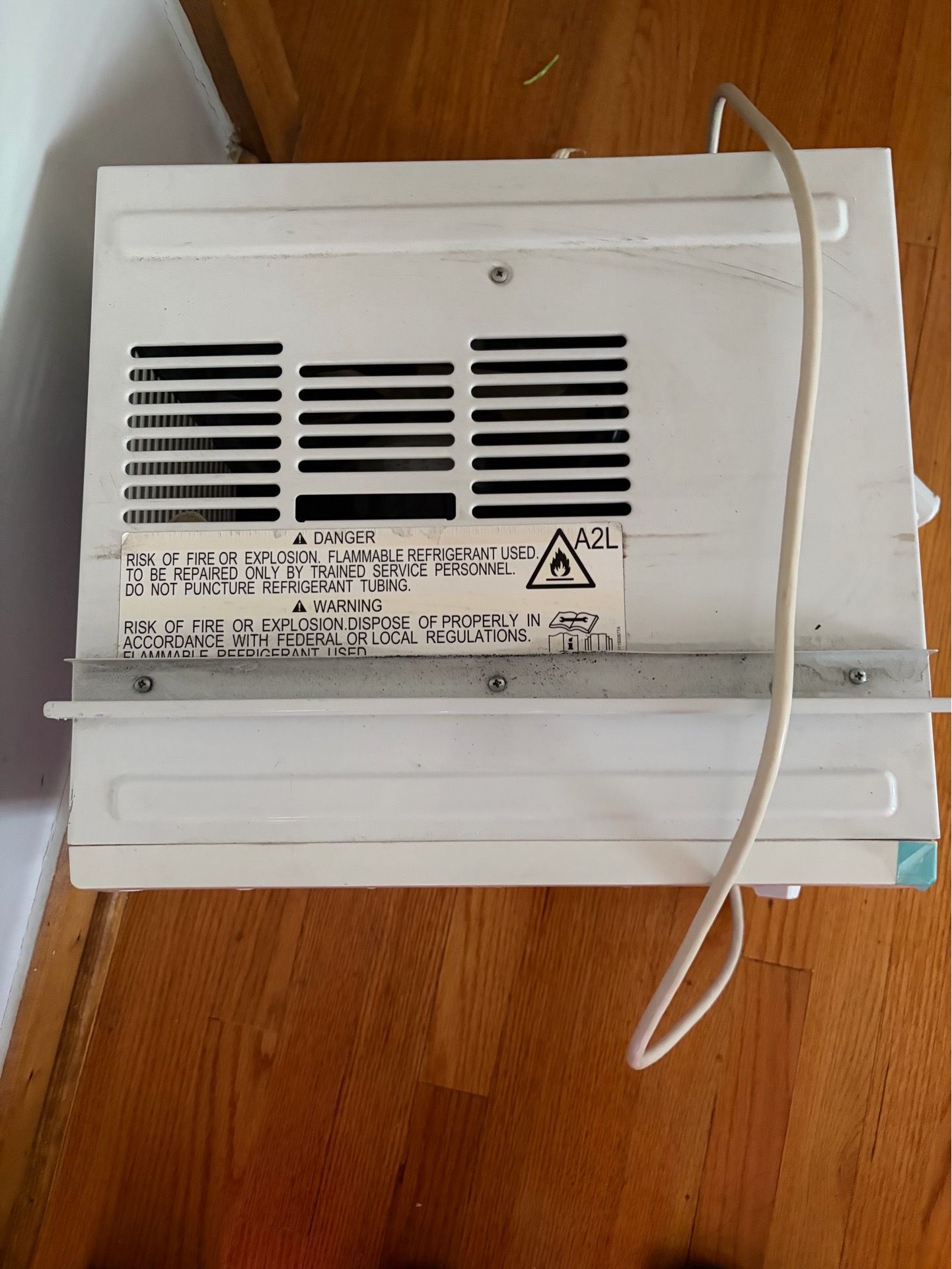 Wall Air Conditioner Unit - photo 3
