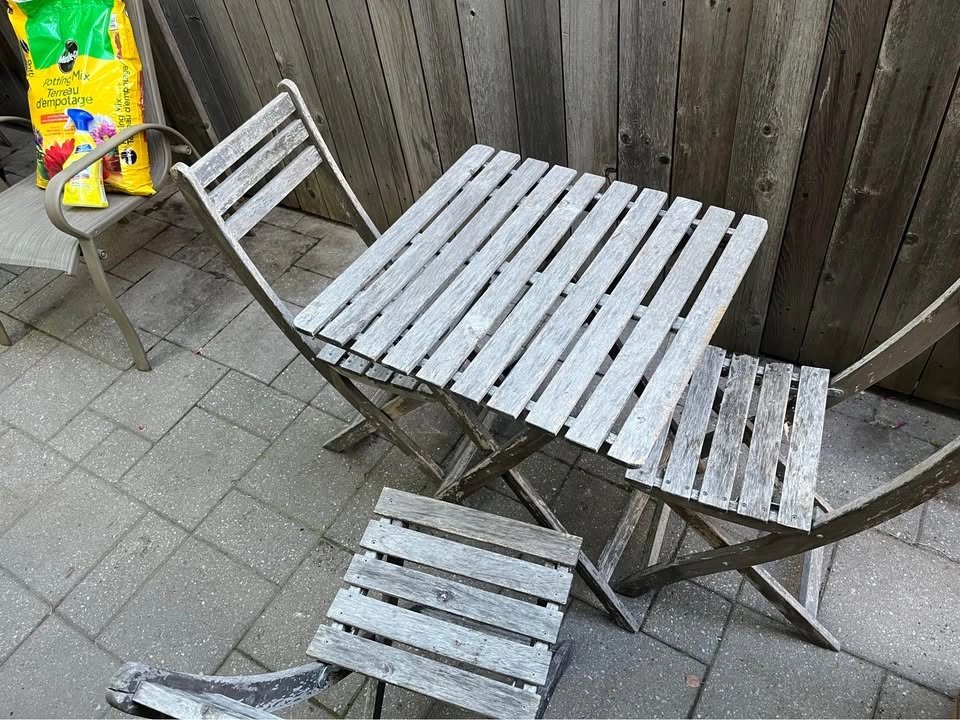 Folding Patio Bistro Set – Restoration Project - photo 2