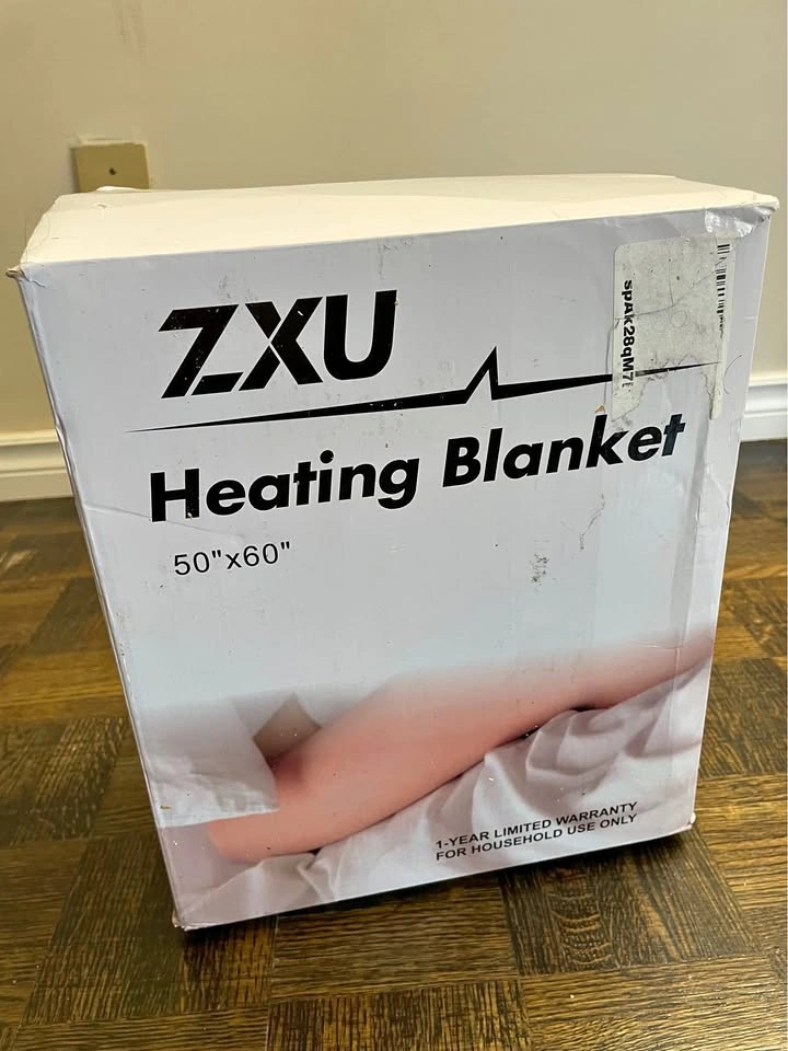Brand New Heating Blanket - Great for Gifting