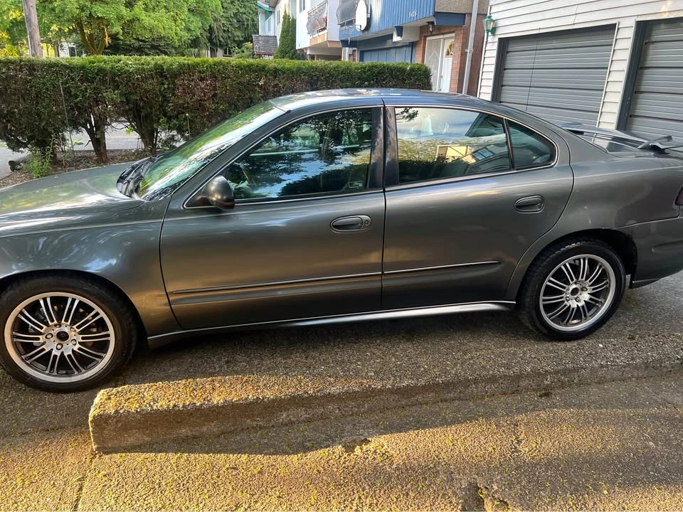 2004 Pontiac Grand Am - photo 3