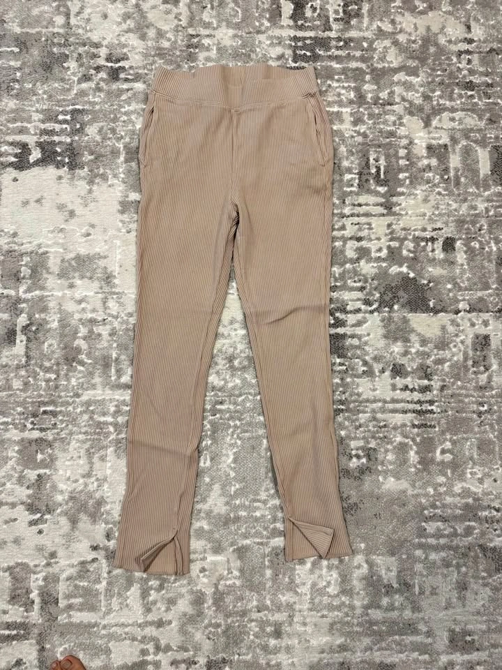 Uniqlo Ribbed Leggings