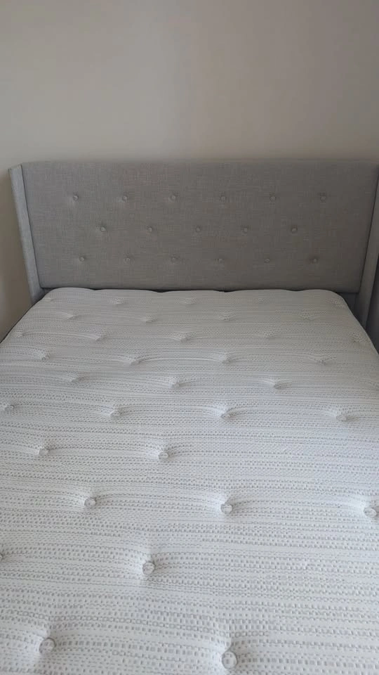 Full Platform Bed w/ Hydraulic Storage + Mattress - Brooklyn - photo 2