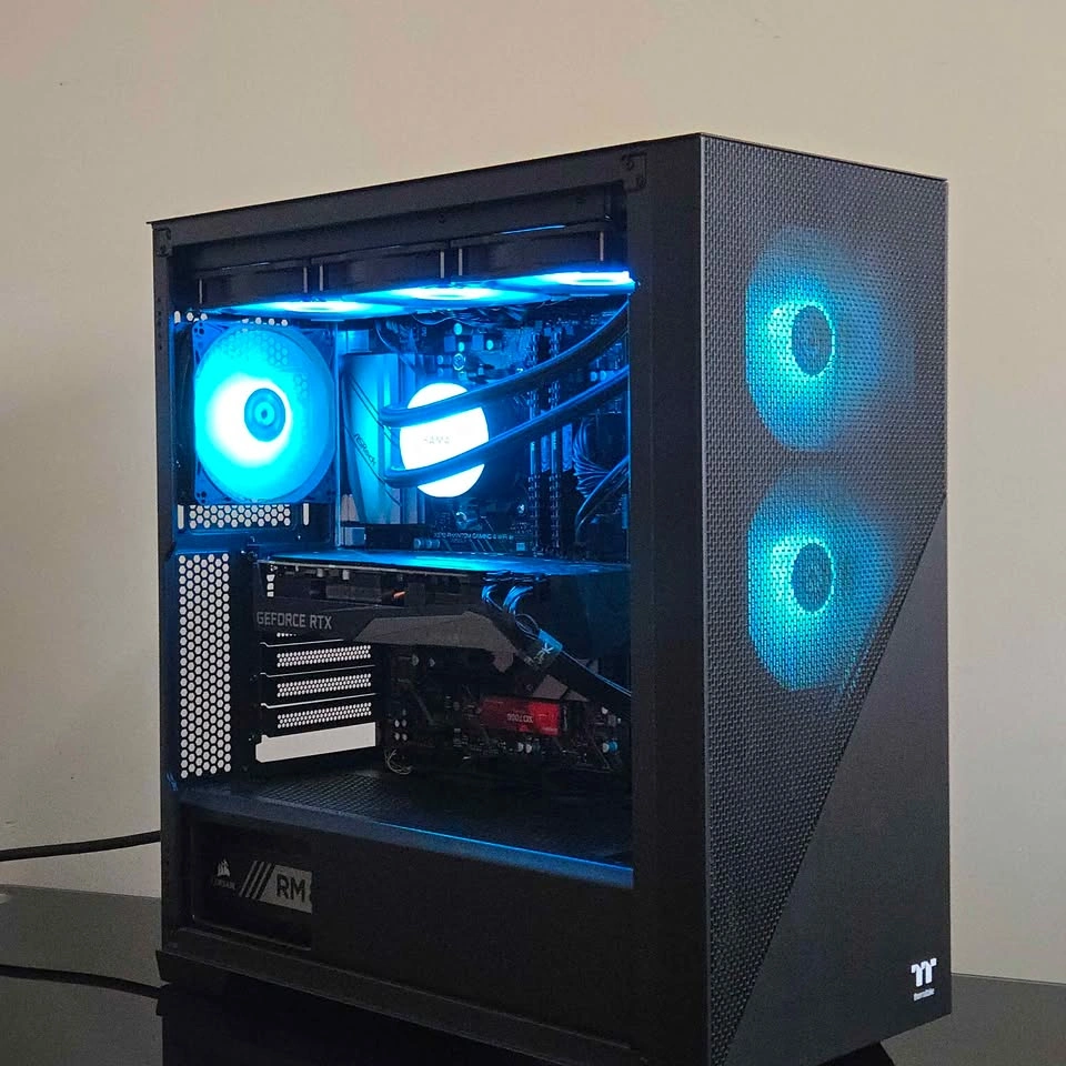 Custom Gaming PC - Ryzen 7 5800X + RTX 3070 - photo 3
