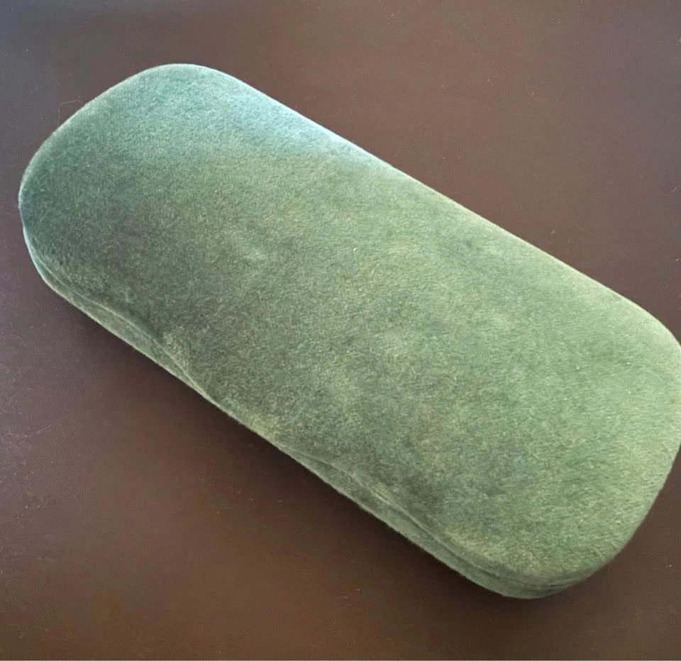 Gucci Green Velvet Eyeglasses Case - photo 3