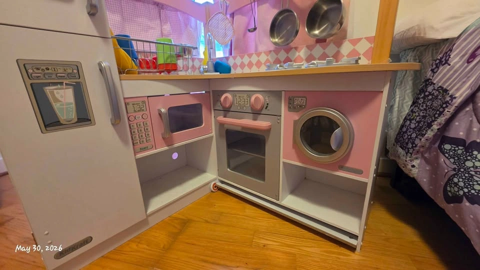 KidKraft Pink Corner Play Kitchen with Accessories - photo 2
