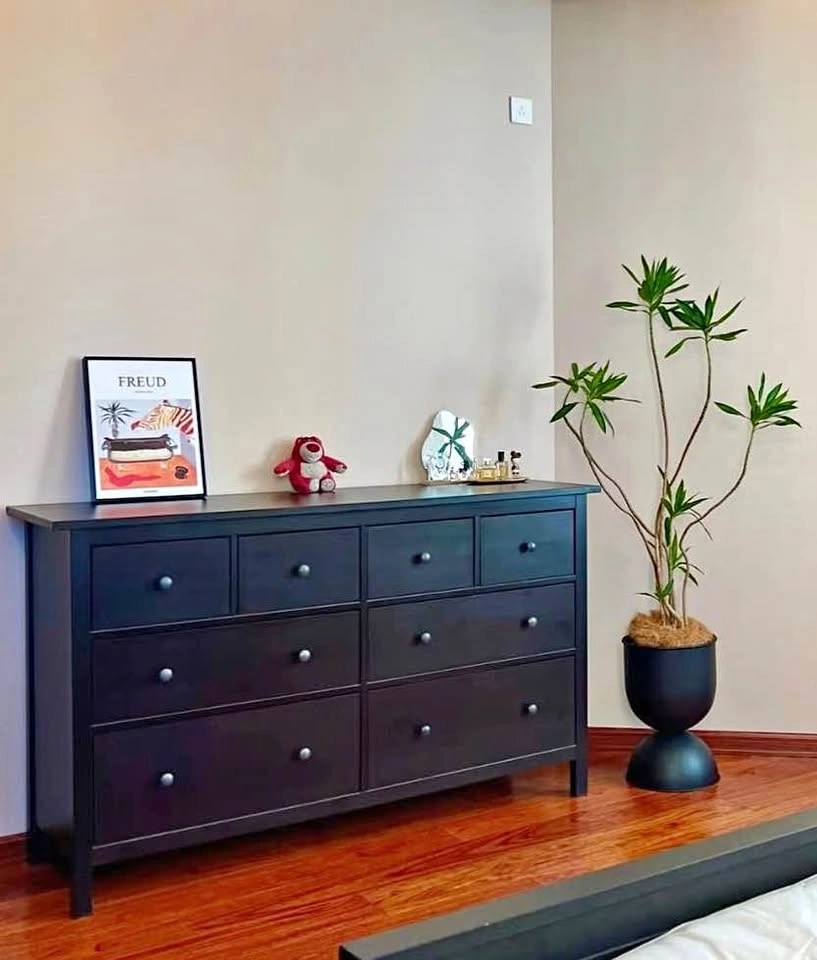 Solid Wood HEMNES 8-Drawer Dresser | Black-Brown