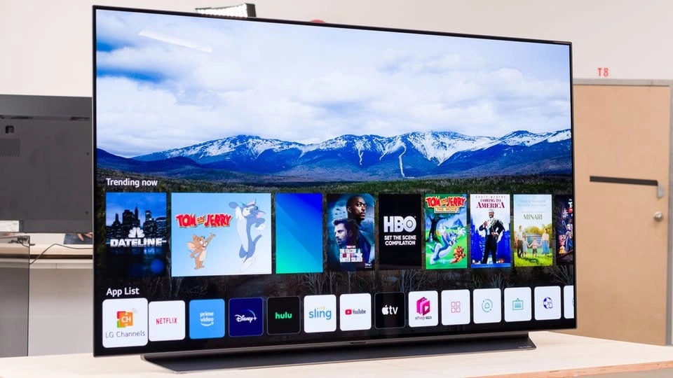 LG C1 55 inch OLED TV - photo 3