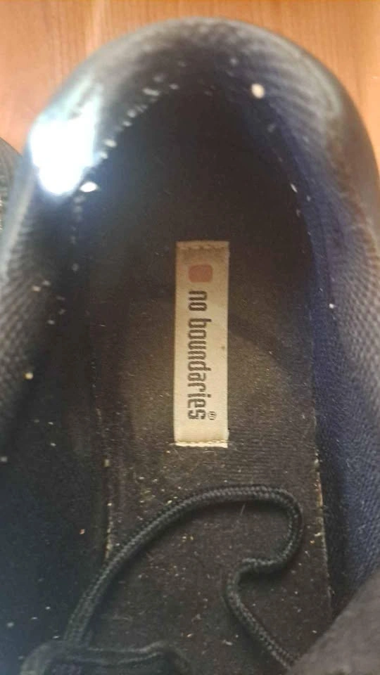 Men's Shoes Size 9.5 - photo 3