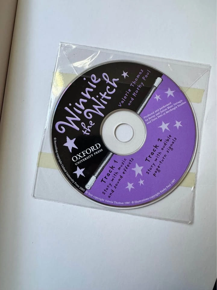 Winnie the Witch Books - Like New - photo 3