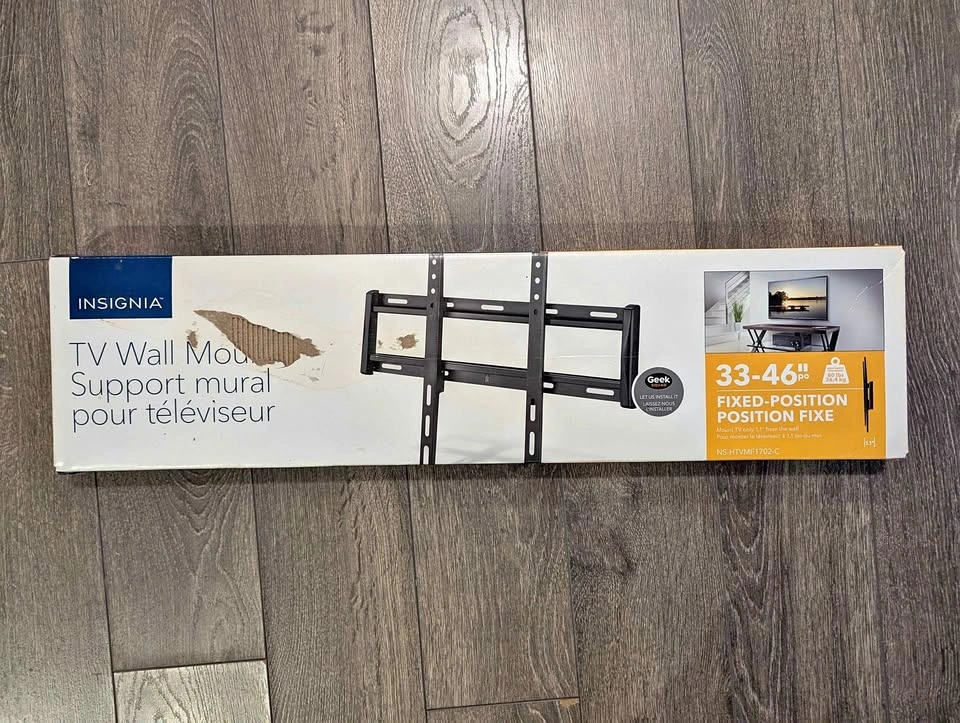 Insignia Fixed-Position TV Wall Mount for 33-46" TVs