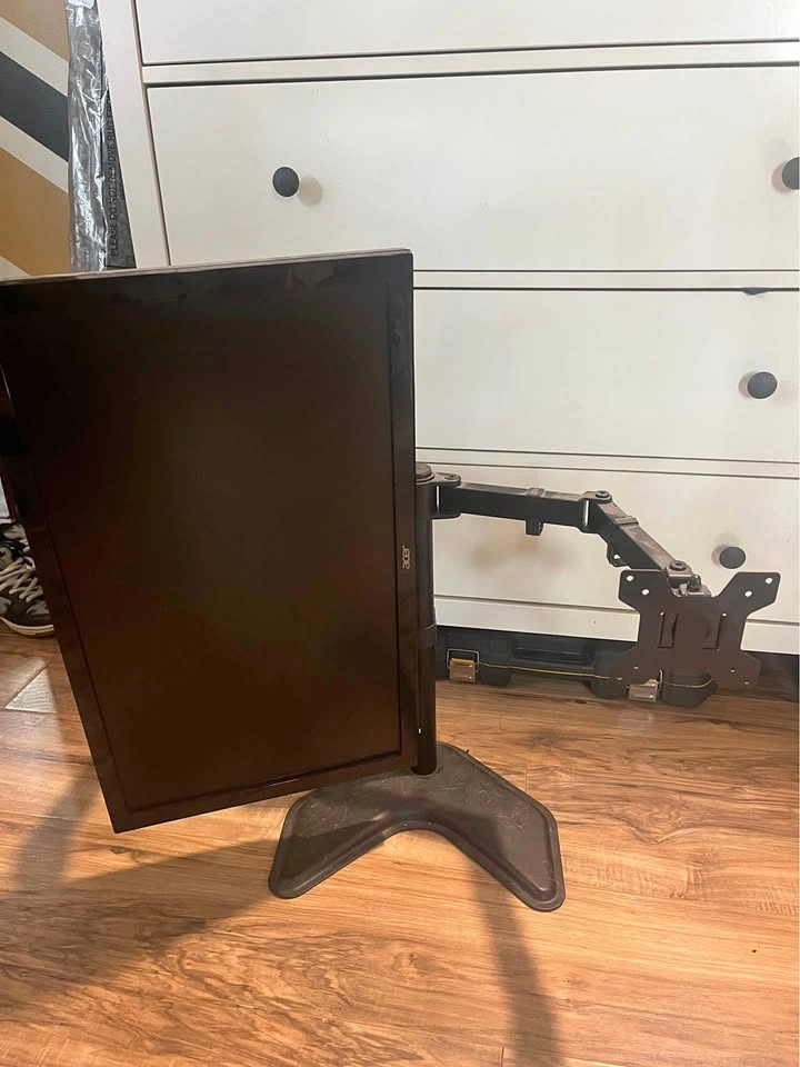 Acer KG241Q Monitor w/ Mount