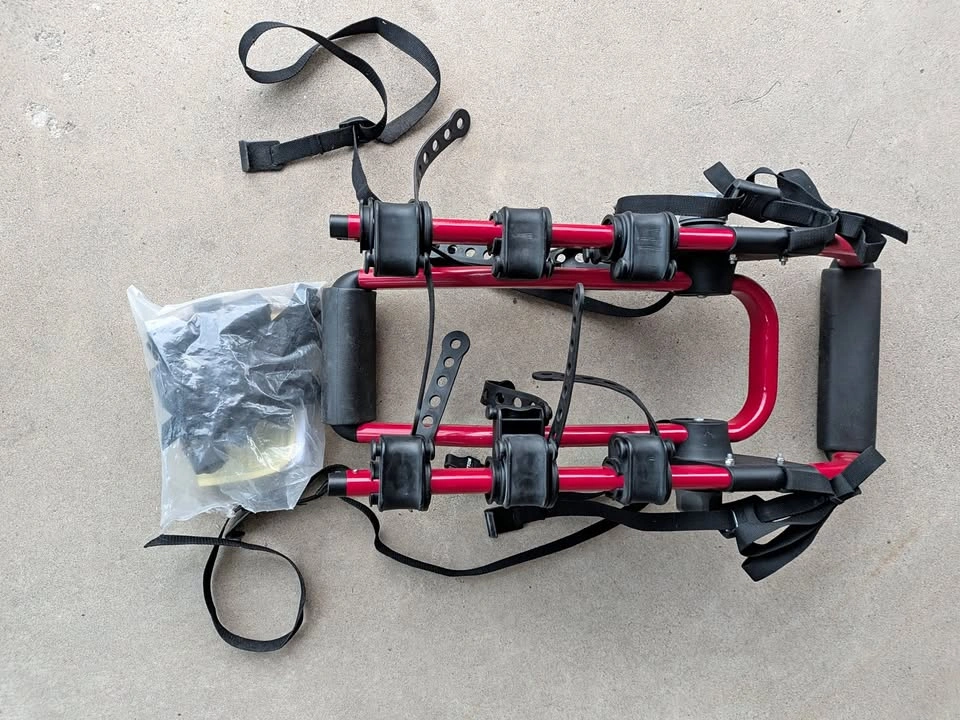 Yakima Super Joe Pro 3 Bike Trunk Rack