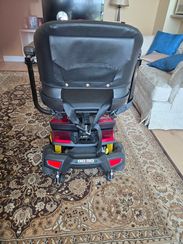 Pride Mobility Go-Go LX Compact Travel Scooter - photo 2