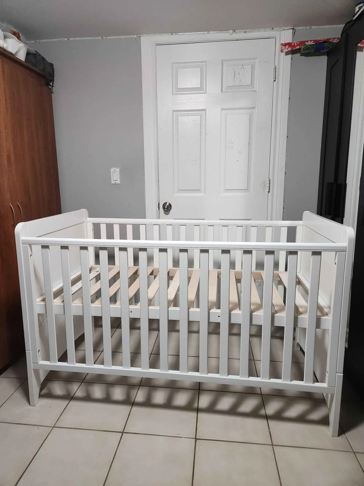 Crib - Mothercare Camberley - photo 2