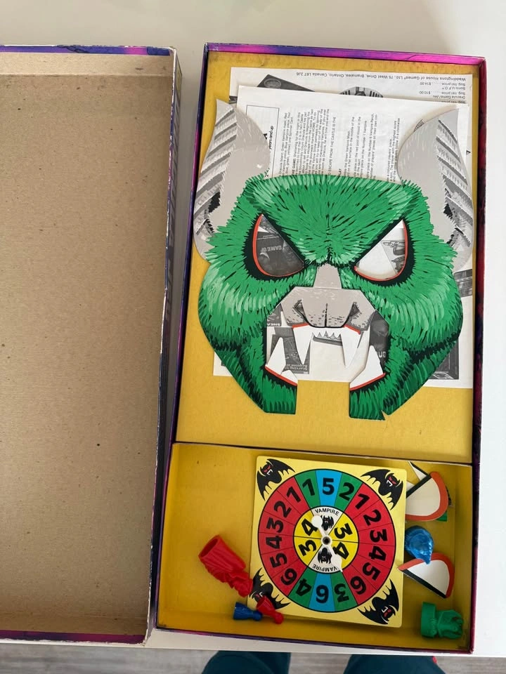 Vintage 1978 Dracula Game by Waddingtons House of Games - photo 4