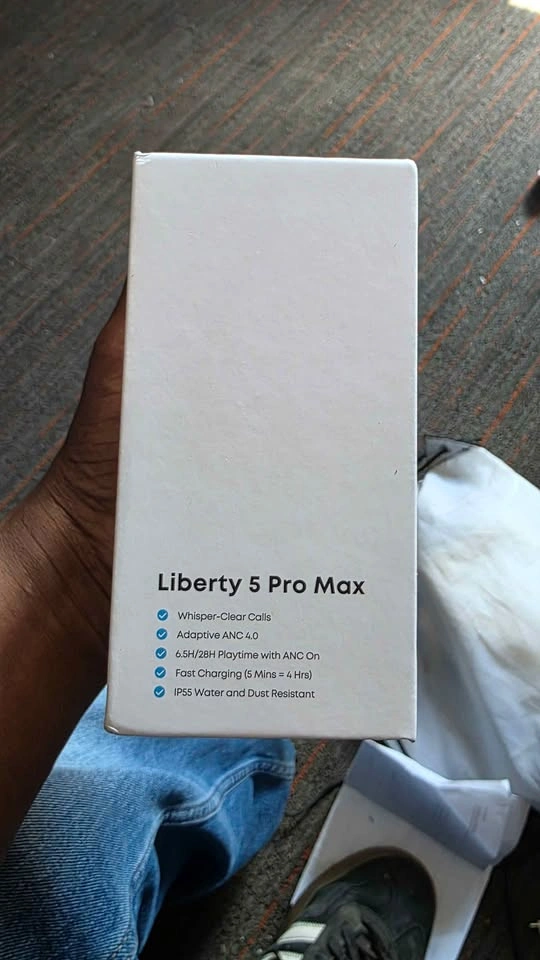 NEVER BEEN OPENED - Soundcore Liberty 5 Pro Max - photo 4