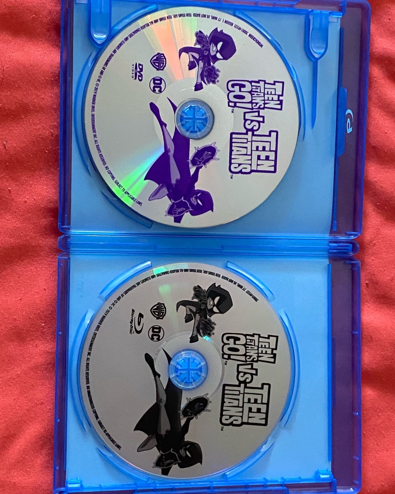 Teen Titans Go! Vs Teen Titans (Blu-Ray & DVD) - photo 3