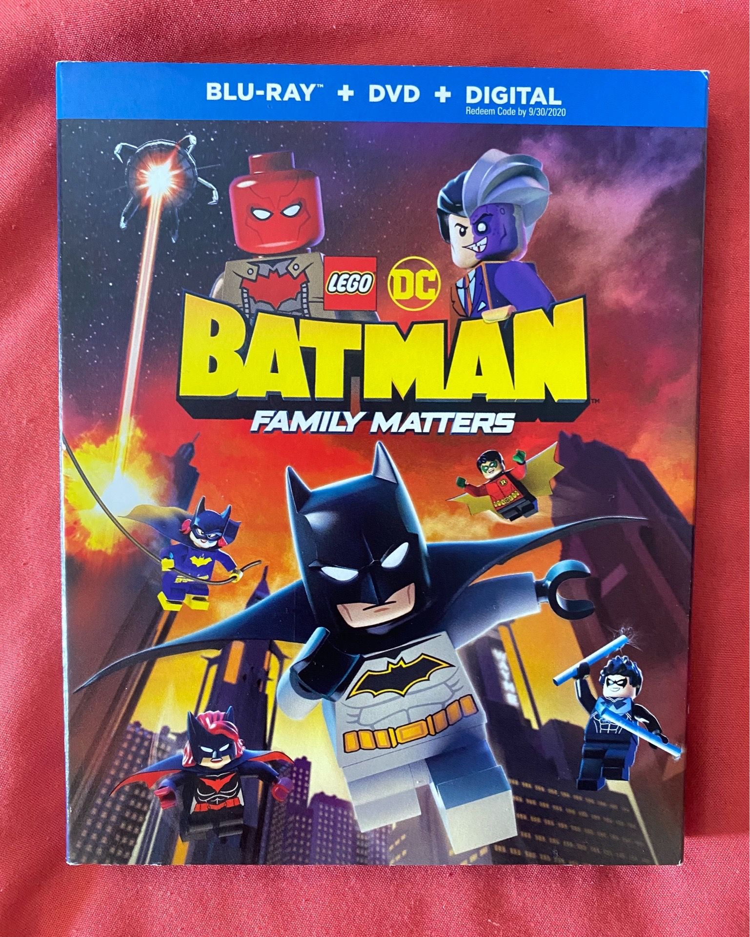 Lego Batman: Family Matters (Blu-Ray & DVD)