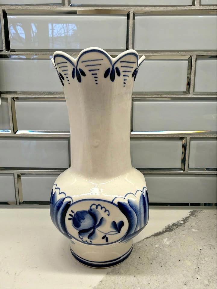 Gzhel porcelain tea set