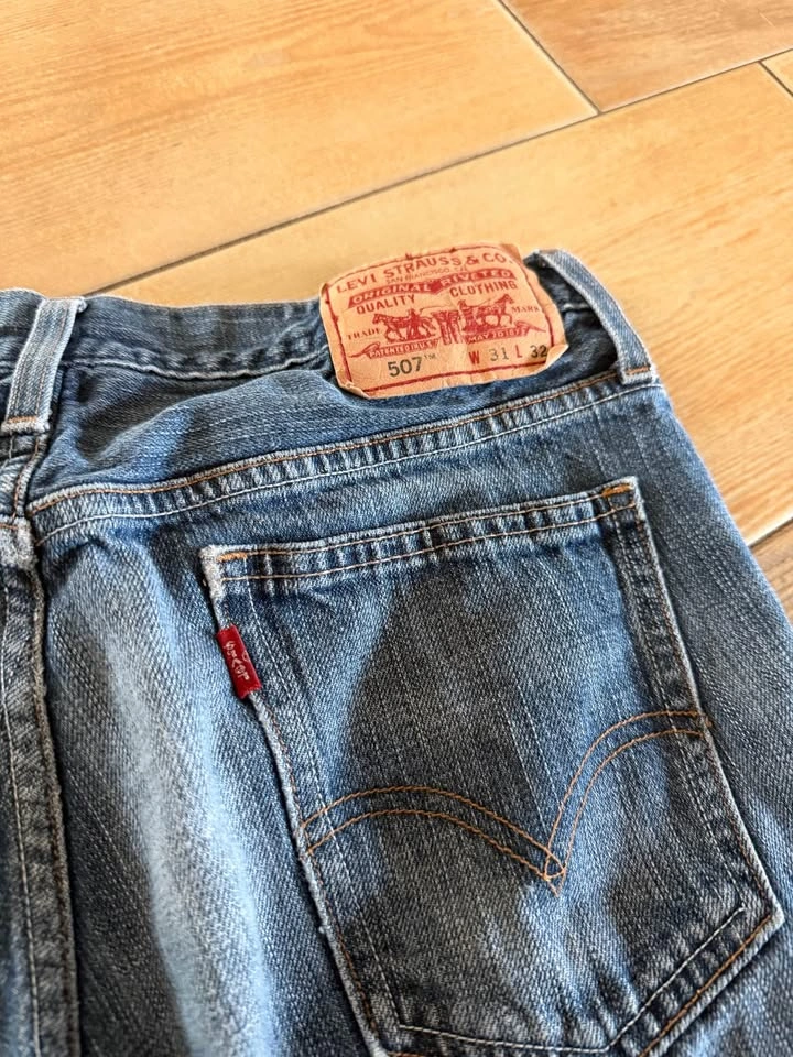 Levi’s 507 Slim Bootcut Jeans - photo 3