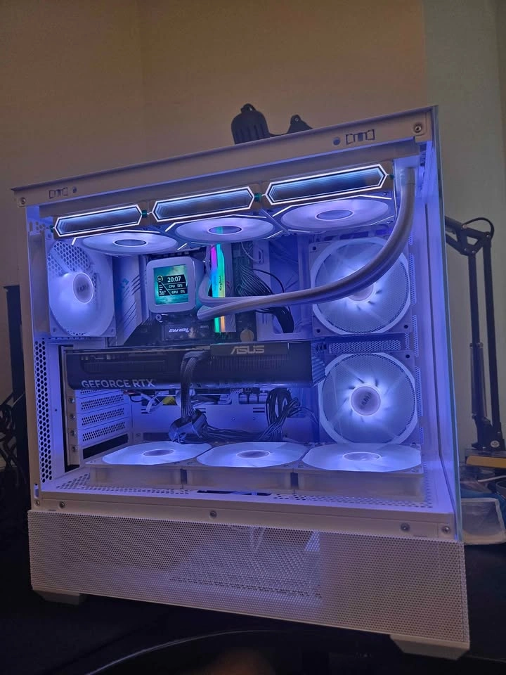 White 5070 Gaming PC with 13600KF - photo 2