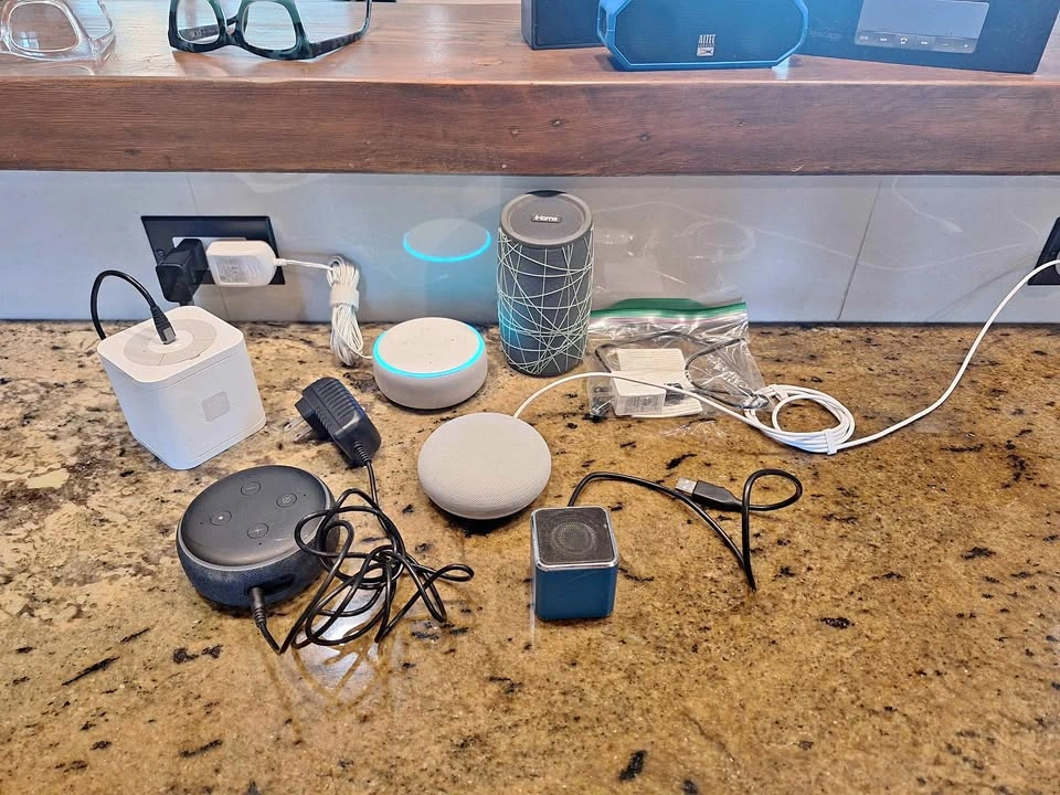 Speakers w/ chargers