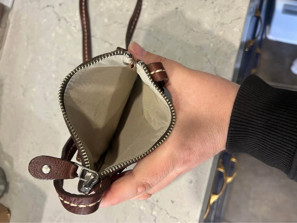 Roots Genuine Leather Crossbody Bag - photo 5