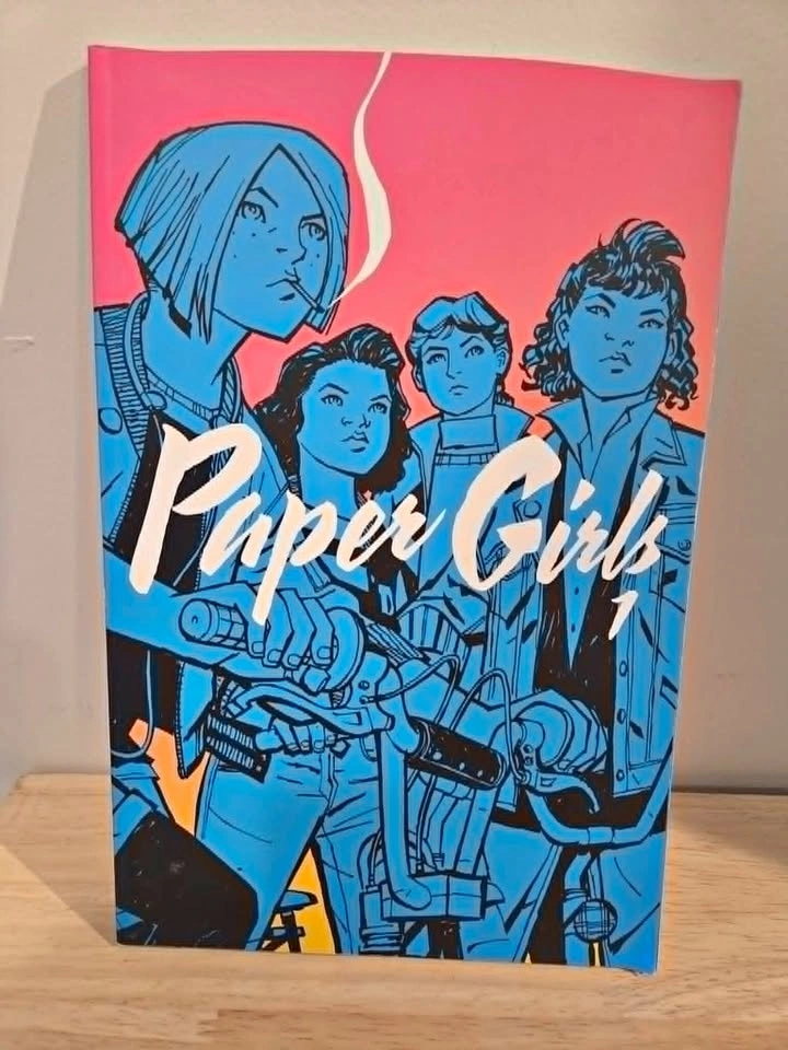 Paper Girls Volume 1
