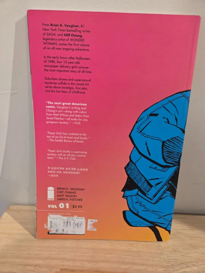 Paper Girls Volume 1 - photo 2