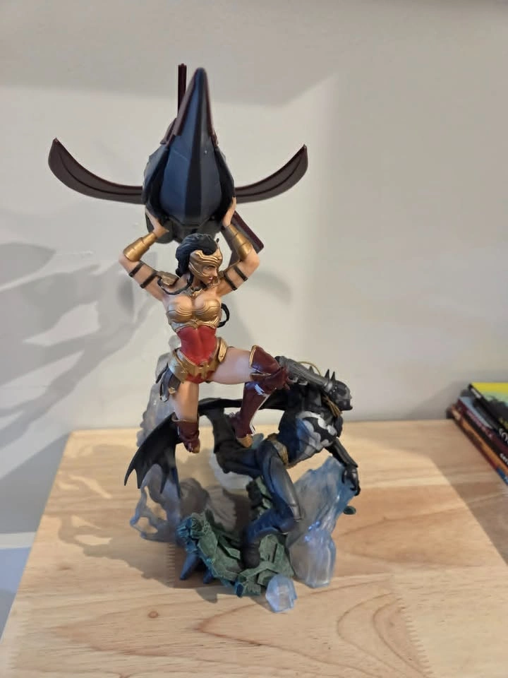 Injustice: Gods Among Us Special Edition Statue (2013) - photo 2