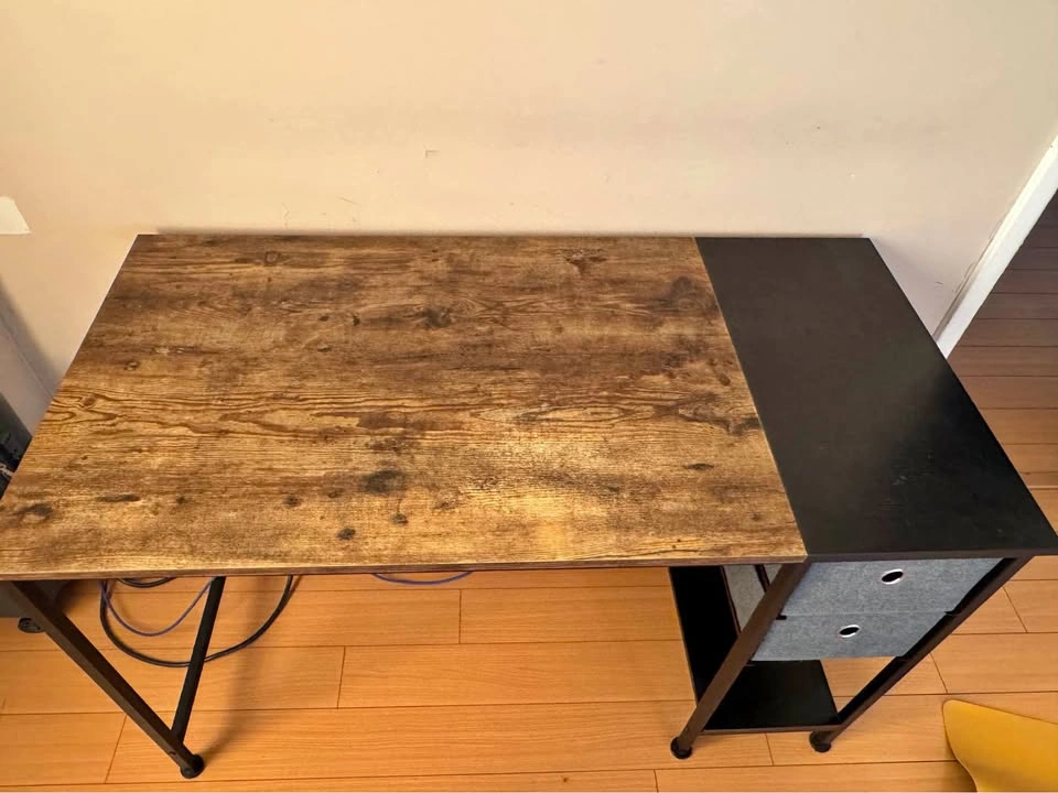 Amazon basics Table + Gaming Chair - NEEDS GONE ASAP!