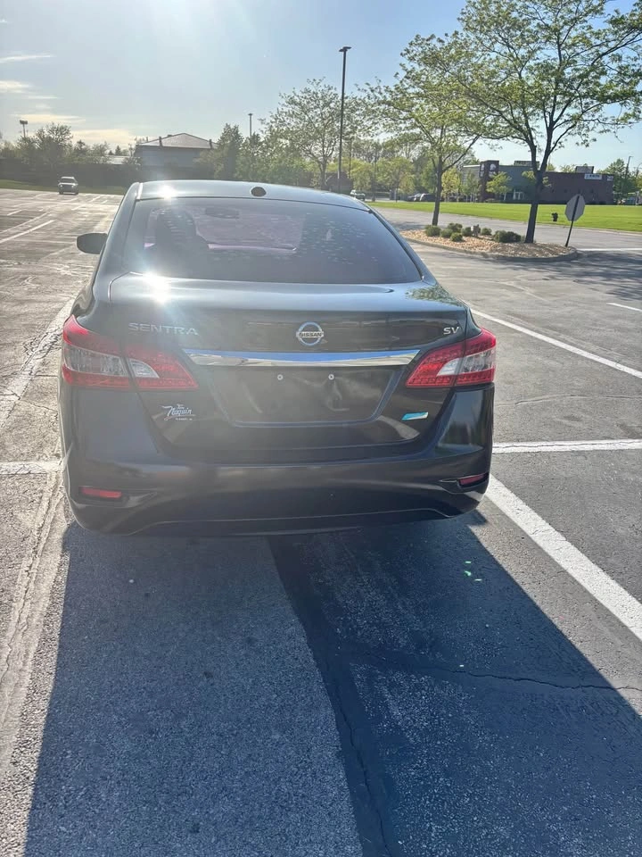 2015 Nissan Sentra SV Sedan 4D - photo 5