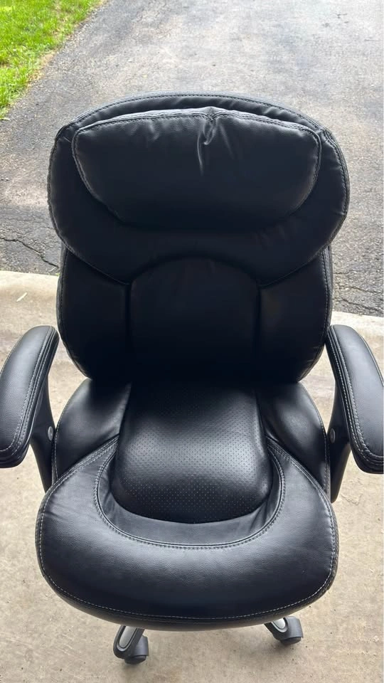 Executive Office Chair - photo 2